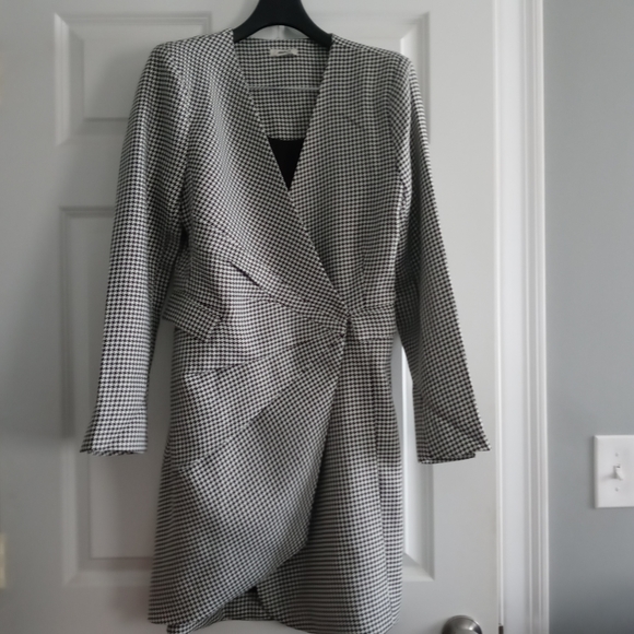 Jason Wu Jackets & Blazers - NWOT Jason Wu Houndstooth Blazer